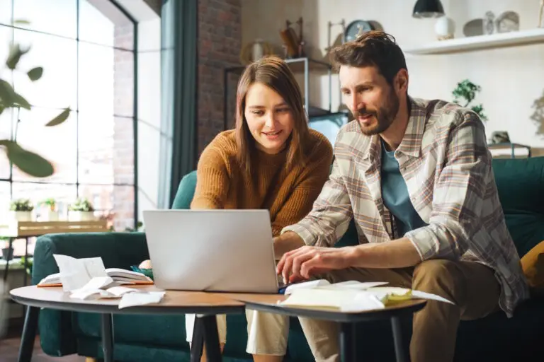 couple updating address online after moving